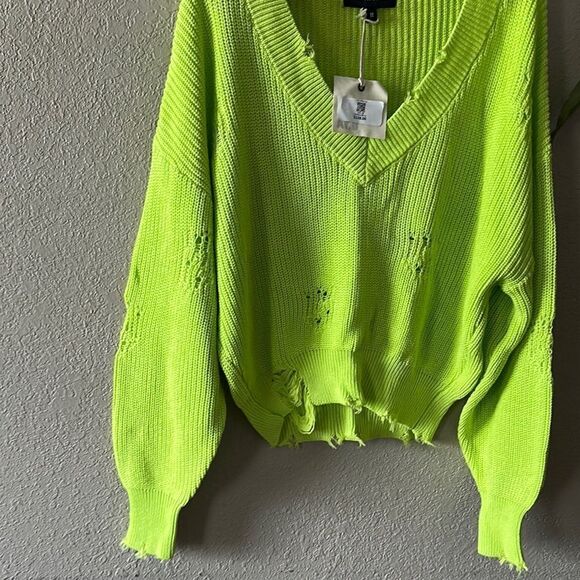 SEROYA set includes sweater and joggers - Picture 6 of 14